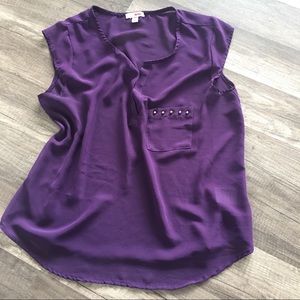 Purple Sleeveless top. Studded Pocket detail 💜